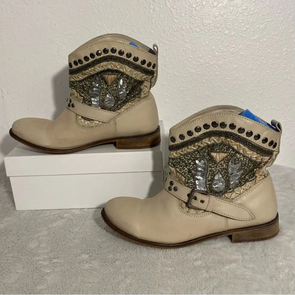 Naughty Monkey Lysandra Beige Leather Ankle Boots Women’s Size 9
